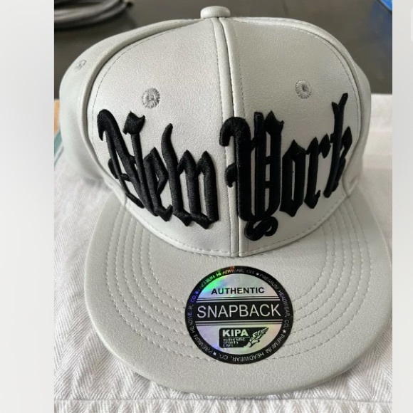 Other - NWOT Men’s New York Faux Leather Embroidery Baseball Hat